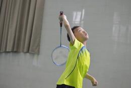  无锡中小学飞速羽毛球培训